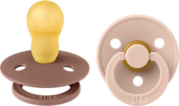 https://www.vanastenbabysuperstore.nl/media/catalog/product/1/9/1912800014_1_fopspeen_bibs_woodchuckblush_18mnd_2st.jpg