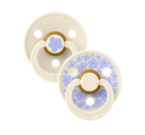 https://www.vanastenbabysuperstore.nl/media/catalog/product/1/9/1912800214_1_fopspeen_bibs_studio_jasmin_ivory_06mnd_2st.png