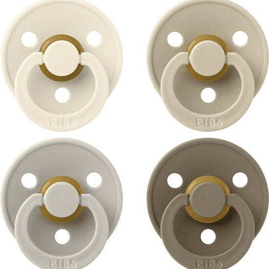 https://www.vanastenbabysuperstore.nl/media/catalog/product/1/9/1912820011_1_fopspeen_bibs_colour_ivorysandvanilladarkoak_06_mnd_4_st.jpg