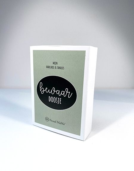 https://www.vanastenbabysuperstore.nl/media/catalog/product/2/5/2552300007_1_bewaardoosje_proud_mama_tanden_haarlok_groen.jpg