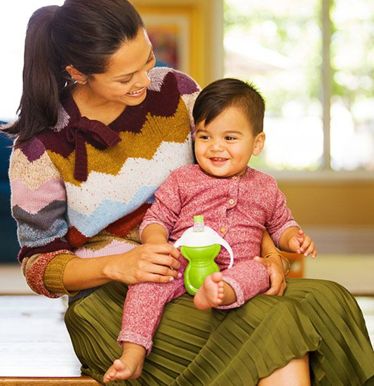 https://www.vanastenbabysuperstore.nl/media/catalog/product/2/9/2912800128_2_drinkbeker_munchkin_click_lock_trainer_cup_green.png