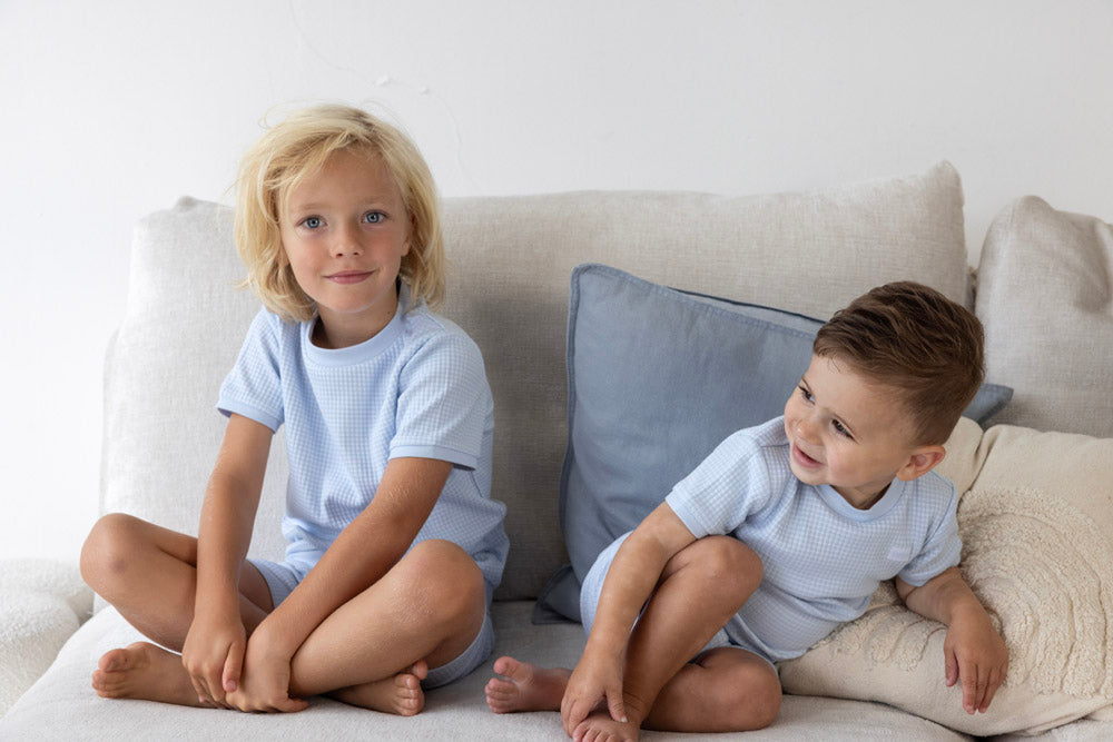 https://www.vanastenbabysuperstore.nl/media/catalog/product/3/0/3055761_2_pyjama_feetje_shortama_wafel_summer_special_babyblue.jpg