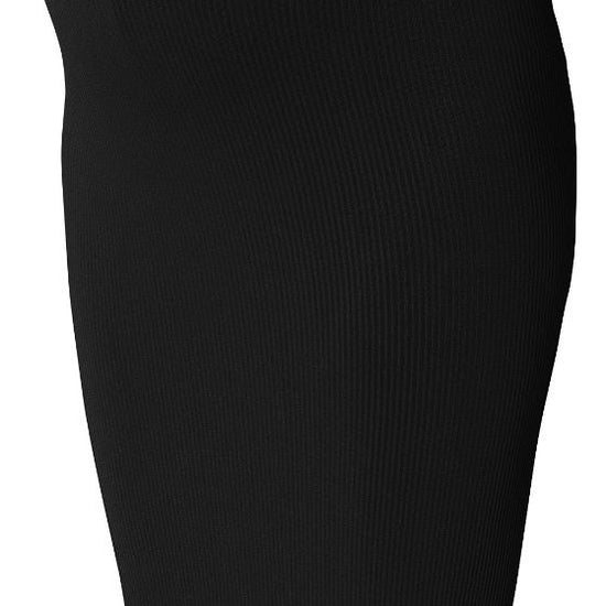 https://www.vanastenbabysuperstore.nl/media/catalog/product/3/0/30n1310p090_1_rok_noppies_nocjun23_ema_seamless_rib_black.jpg