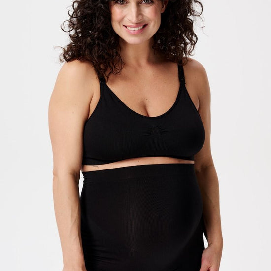 https://www.vanastenbabysuperstore.nl/media/catalog/product/3/0/30n4110p090_1_voedingsbj_noppies_nocjun23_hura_seamless_sensilr_black.jpg