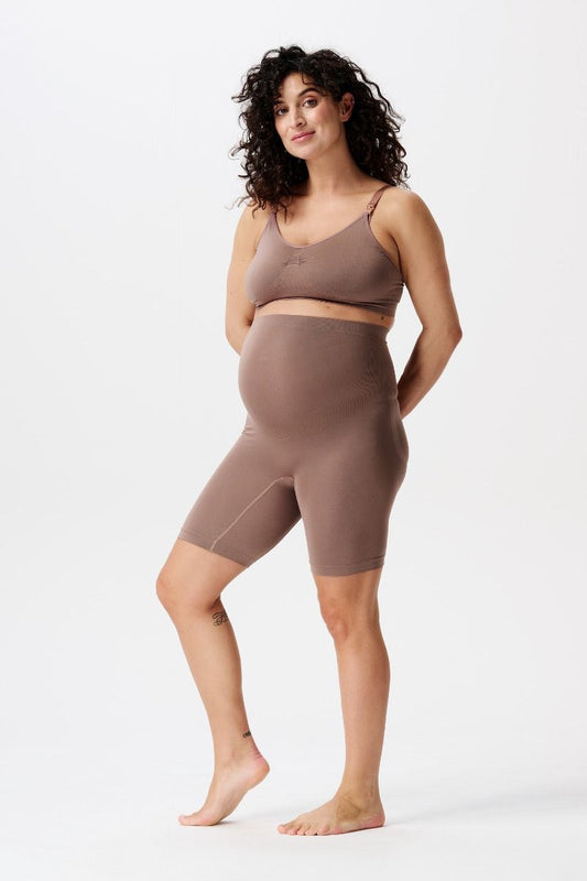 https://www.vanastenbabysuperstore.nl/media/catalog/product/3/0/30n4115n133_1_zwangerschapsshort_noppies_nocjun23_niru_seamless_sensilr_deep_taupe.jpg