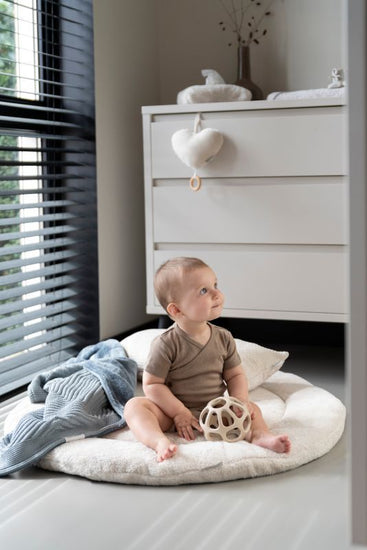 https://www.vanastenbabysuperstore.nl/media/catalog/product/3/5/3571510287_2_boxkleed_babys_only_cozy_90_cm_rond_warm_linen.jpg