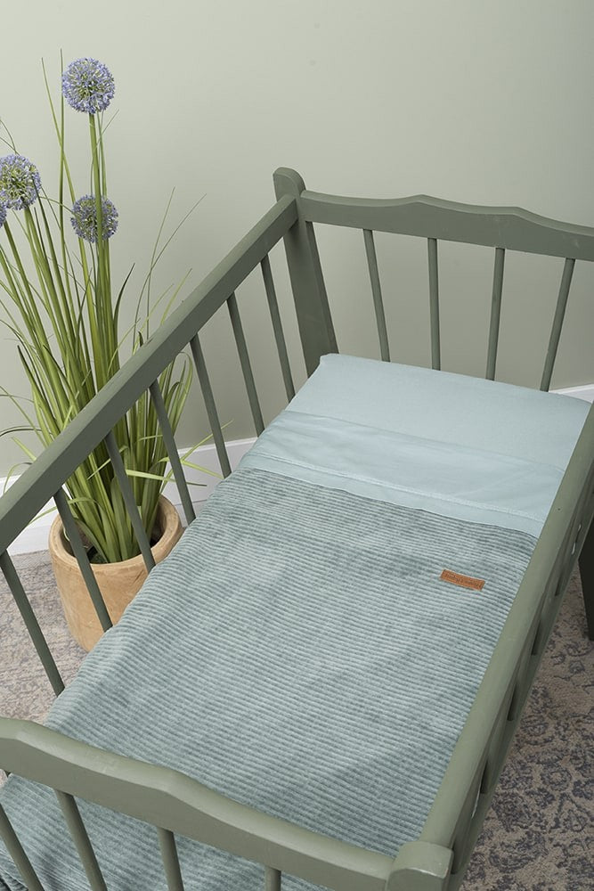 https://www.vanastenbabysuperstore.nl/media/catalog/product/3/5/3571900775_2_deken_ledikant_babys_only_sense_zeegroen.jpg