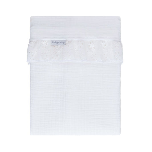 https://www.vanastenbabysuperstore.nl/media/catalog/product/3/5/3571900986_1_laken_ledikant_babys_only_calm_wit_ruffle.jpg
