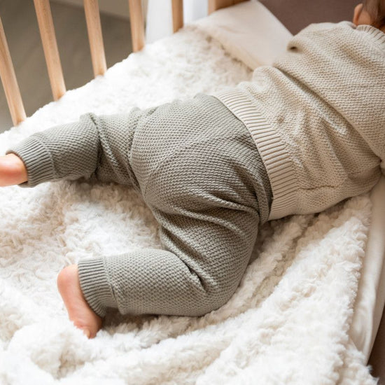 https://www.vanastenbabysuperstore.nl/media/catalog/product/3/5/3571901081_2_deken_ledikant_babys_only_snow_wolwit.jpg