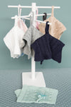 https://www.vanastenbabysuperstore.nl/media/catalog/product/3/5/3572110004_2_speendoekje_babys_only_cable_grijs.jpg
