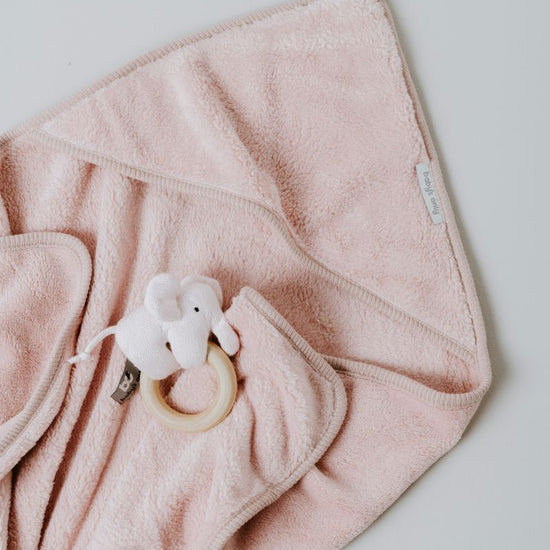 https://www.vanastenbabysuperstore.nl/media/catalog/product/3/5/3572110221_2_wikkeldeken_babys_only_cozy_oud_roze.jpg
