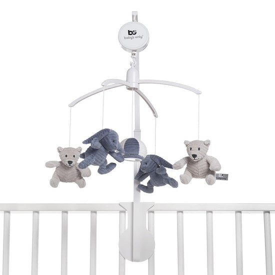 https://www.vanastenbabysuperstore.nl/media/catalog/product/3/5/3572400229_2_muziekmobiel_toys_babys_only_sense_vintage_bluekiezelgrijswit.jpg