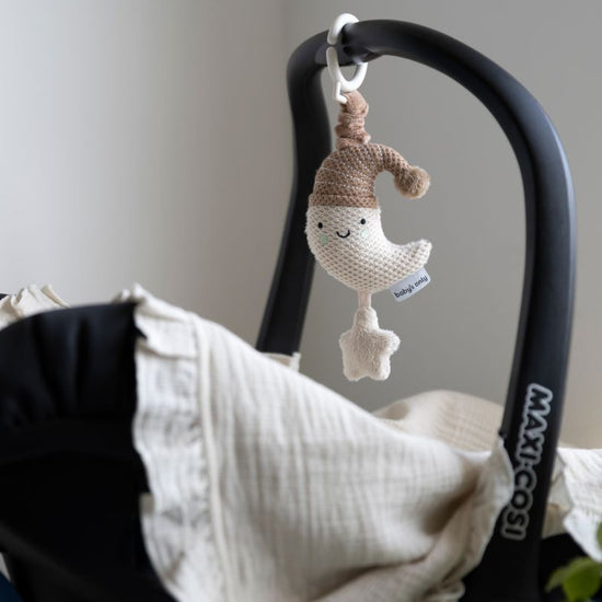 https://www.vanastenbabysuperstore.nl/media/catalog/product/3/5/3572400282_2_trilfiguur_babys_only_maantje_heaven.jpg