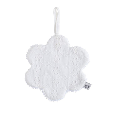 https://www.vanastenbabysuperstore.nl/media/catalog/product/3/5/3572800036_1_speendoekje_bloem_babys_only_calm_wit.jpg