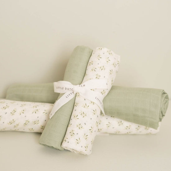 https://www.vanastenbabysuperstore.nl/media/catalog/product/3/8/3892110351_2_swaddle_doek_little_dutch_blueberry_leaves_sage_70x70_2st.jpg
