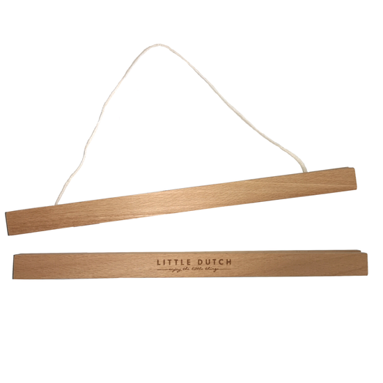 https://www.vanastenbabysuperstore.nl/media/catalog/product/3/8/3892300197_1_posterhanger_little_dutch_hout.png