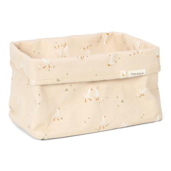 https://www.vanastenbabysuperstore.nl/media/catalog/product/3/8/3892300404_1_little_dutch_mand_groot_little_goose_beige.jpg