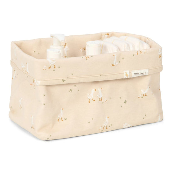 https://www.vanastenbabysuperstore.nl/media/catalog/product/3/8/3892300404_2_little_dutch_mand_groot_little_goose_beige.jpg