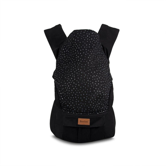 https://www.vanastenbabysuperstore.nl/media/catalog/product/3/9/3902130004_1_buikdrager_baninni_mundo_black.jpeg