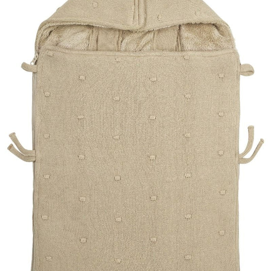 https://www.vanastenbabysuperstore.nl/media/catalog/product/4/5/4591210075_1_voetenzak_autostoel_meyco_mini_knots_sand.jpg