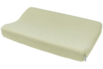 https://www.vanastenbabysuperstore.nl/media/catalog/product/4/5/4591880004_1_aankleedkussenhoes_meyco_soft_olive.jpg