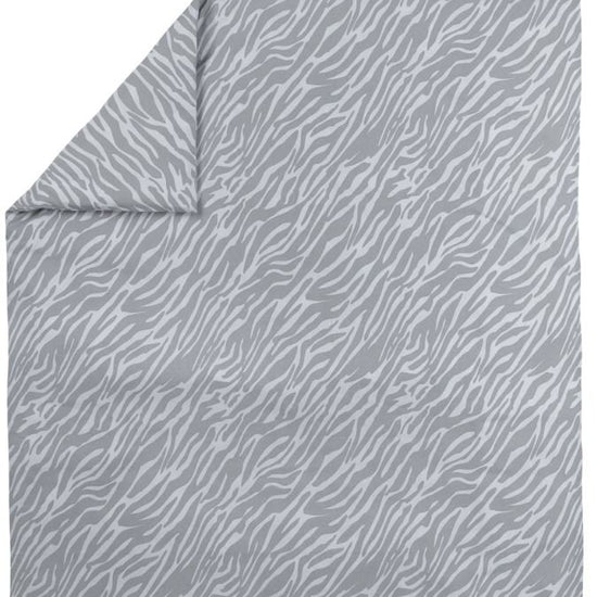 https://www.vanastenbabysuperstore.nl/media/catalog/product/4/5/4591900975_1_dekbedovertrek_kussensloop_meyco_140x200220_zebra_grijs.jpg
