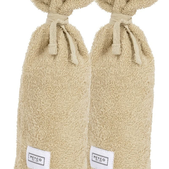 https://www.vanastenbabysuperstore.nl/media/catalog/product/4/5/4591901044_1_kruikenzak_meyco_basic_badstof_sand_2pack.jpg
