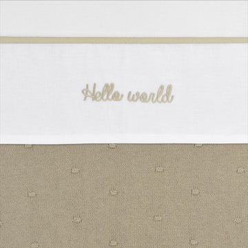 https://www.vanastenbabysuperstore.nl/media/catalog/product/4/5/4591901082_1_laken_ledikant_meyco_hello_world_sand.jpg