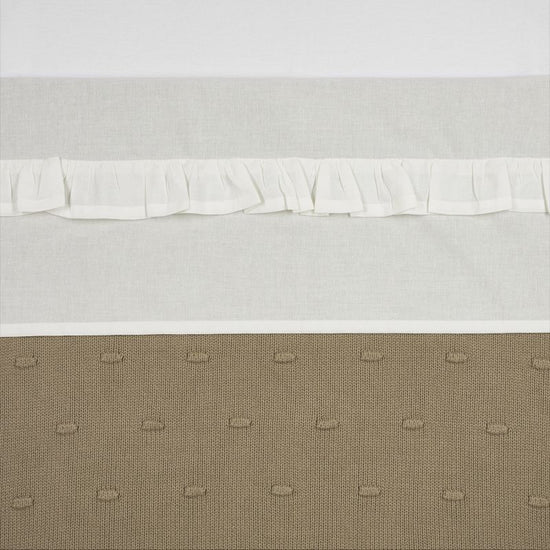 https://www.vanastenbabysuperstore.nl/media/catalog/product/4/5/4591901094_1_laken_wieg_meyco_ruffle_offwhite.jpg