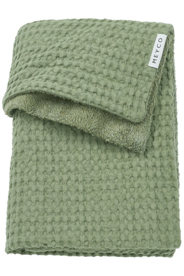 https://www.vanastenbabysuperstore.nl/media/catalog/product/4/5/4591901204_1_deken_ledikant_meyco_wafel_teddy_olive_green_100x150.jpg
