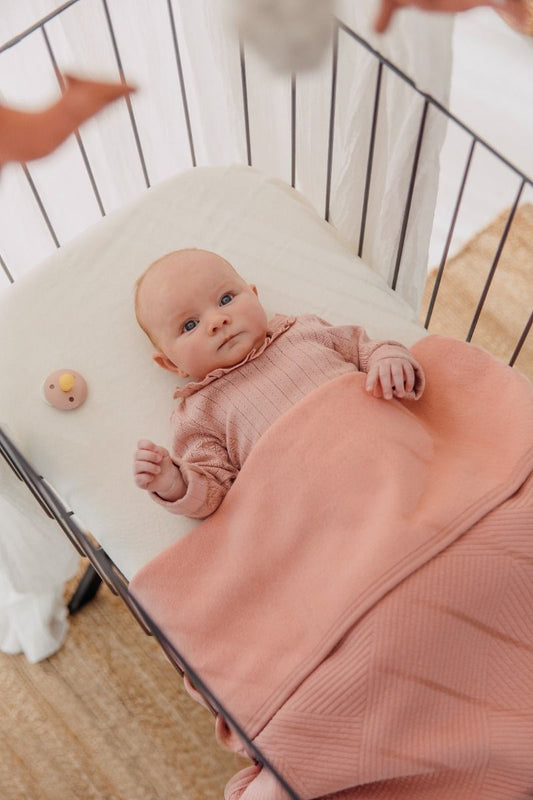 Deken Ledikant Meyco Jaquard Pure Flannel Rose
