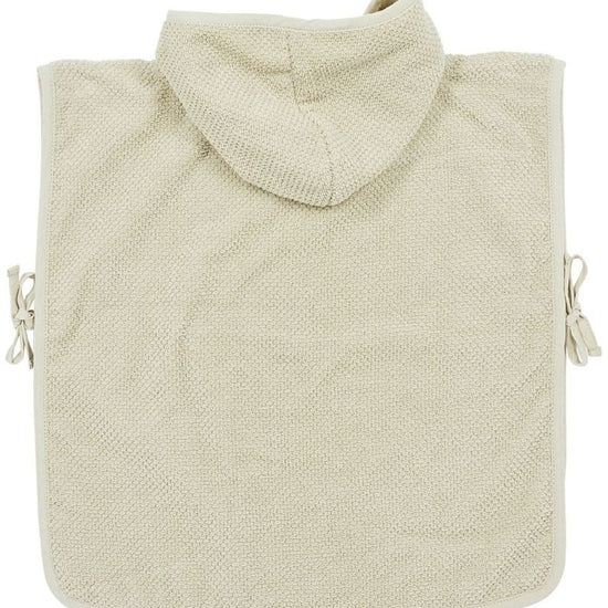 https://www.vanastenbabysuperstore.nl/media/catalog/product/4/5/4592030006_2_badponcho_meyco_popcorn_13_jaar_soft_sand.jpg