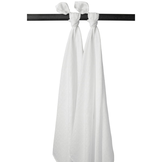 https://www.vanastenbabysuperstore.nl/media/catalog/product/4/5/4592110089_1_swaddle_doek_meyco_2st_uni_wit.jpg