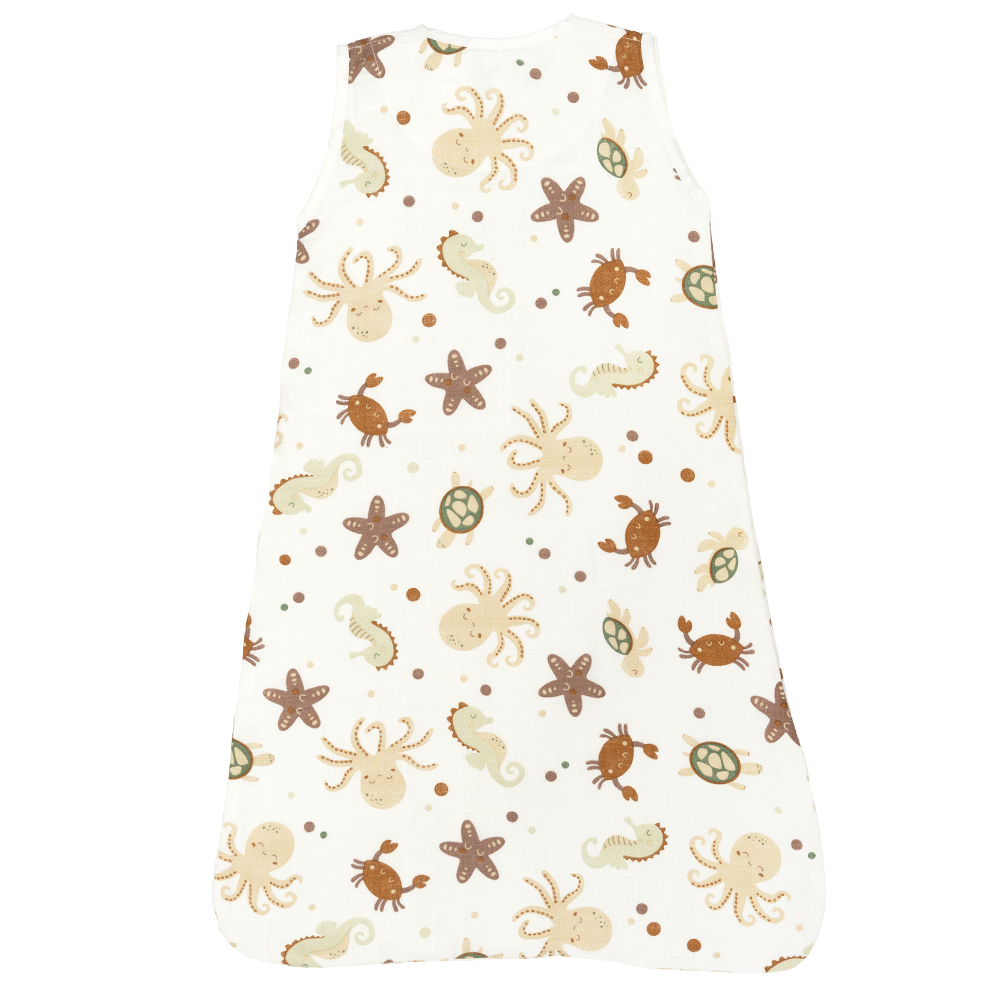 https://www.vanastenbabysuperstore.nl/media/catalog/product/4/5/4592150417_2_slaapzak_little_boo_hydrofiel_ocean_brown_70cm.png