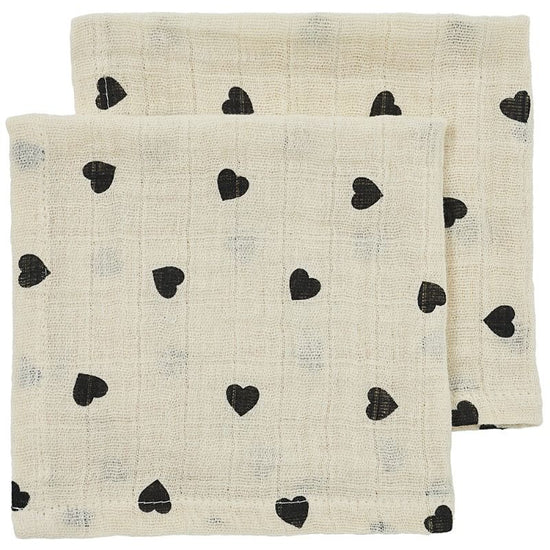 https://www.vanastenbabysuperstore.nl/media/catalog/product/4/5/4592870007_1_monddoekjes_meyco_sweet_heart_soft_sandblack_2pack.jpg