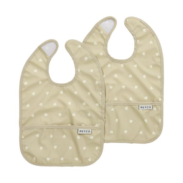 https://www.vanastenbabysuperstore.nl/media/catalog/product/4/5/4592870011_1_Slabber_Meyco_Met_Opvangbakje_Sweet_Heart_Sand_Soft_Sand_2_pack_7.jpg