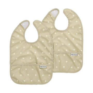 https://www.vanastenbabysuperstore.nl/media/catalog/product/4/5/4592870011_1_Slabber_Meyco_Met_Opvangbakje_Sweet_Heart_Sand_Soft_Sand_2_pack_7.jpg