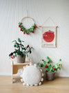https://www.vanastenbabysuperstore.nl/media/catalog/product/4/6/4632300012_2_wandhanger_kidsdepot_flower_hoop_strawberry.jpg