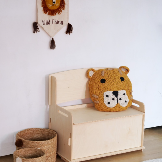 https://www.vanastenbabysuperstore.nl/media/catalog/product/4/6/4632300020_2_wandhanger_kidsdepot_wild_thing.png