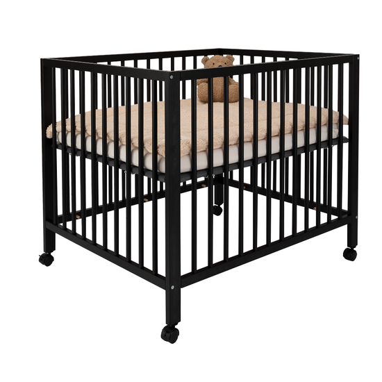 https://www.vanastenbabysuperstore.nl/media/catalog/product/4/9/4941500001_2_box_met_wieltjes_lisa_v2_pure_black.png