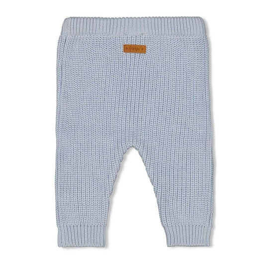 https://www.vanastenbabysuperstore.nl/media/catalog/product/5/2/52202550__2_feetje_broek_gebreid_the_magic_is_in_you_blauw_1768339059.jpg