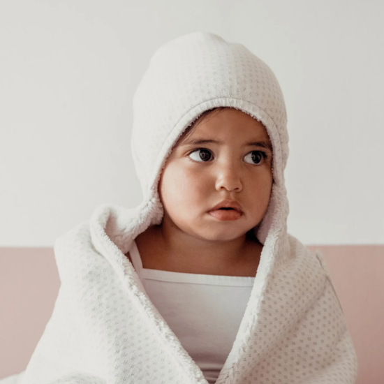 https://www.vanastenbabysuperstore.nl/media/catalog/product/5/4/5422110067_2_wikkeldeken_snoozebaby_stone_beige.png