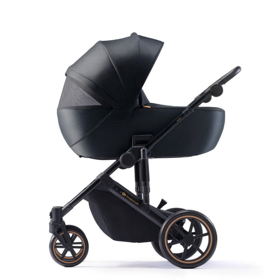 https://www.vanastenbabysuperstore.nl/media/catalog/product/5/9/5902533922895_2_kinderwagen_kinderkraft_prime2_venezian_black_incl_accessoires.jpg