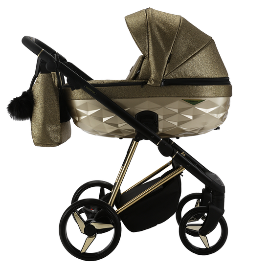 https://www.vanastenbabysuperstore.nl/media/catalog/product/5/9/5903719036849_1_kinderwagen_adamex_quantum_glossy_gold.png
