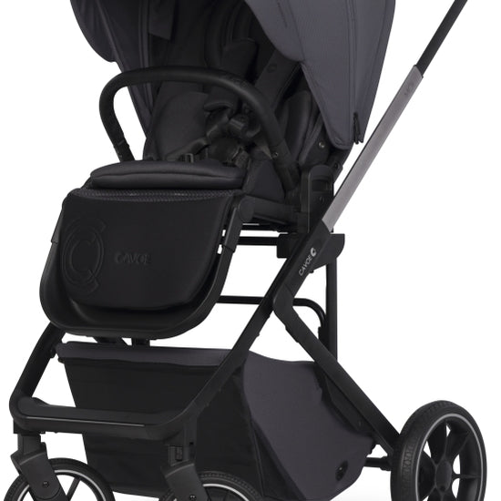 https://www.vanastenbabysuperstore.nl/media/catalog/product/5/9/5908214736775_1_wandelwagen_cavoe_moi_iron.jpg