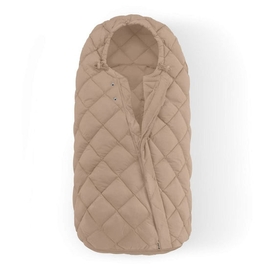https://www.vanastenbabysuperstore.nl/media/catalog/product/6/0/6091120178_2_voetenzak_cybex_snogga_2_almond_beigebeige.jpg