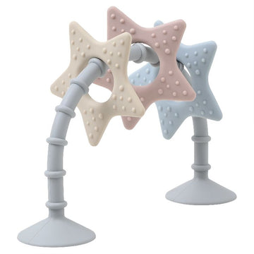 https://www.vanastenbabysuperstore.nl/media/catalog/product/6/5/6532440001_1_Badspeeltje_Stick_N_pLAY_sTAR_tOY_1778160622.jpg