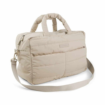 https://www.vanastenbabysuperstore.nl/media/catalog/product/7/0/7033609-done-by-deer-luiertas-quilted-changing-bag-sand-beige-5712643044253-1_1.jpg