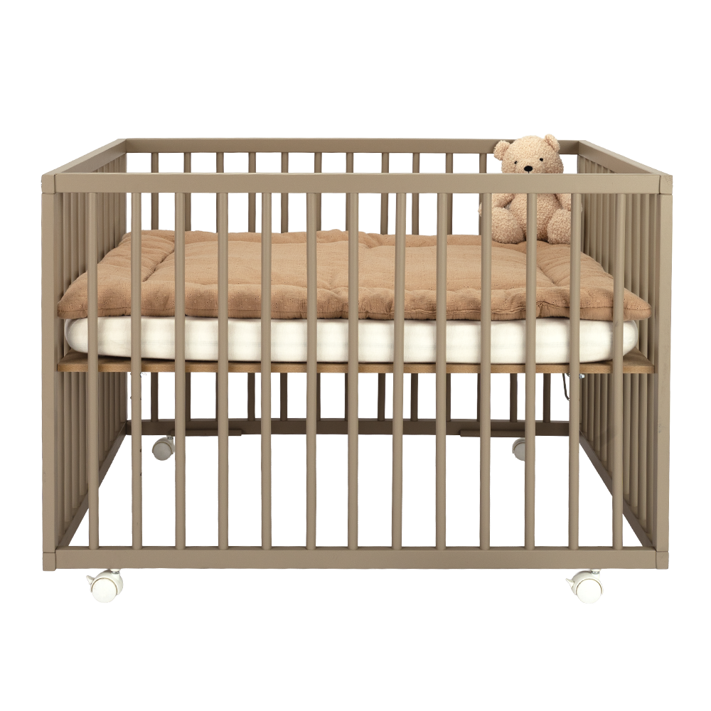 https://www.vanastenbabysuperstore.nl/media/catalog/product/7/1/7141500016_1_Box_met_Wieltjes_Daan_Beuken_Taupe.png
