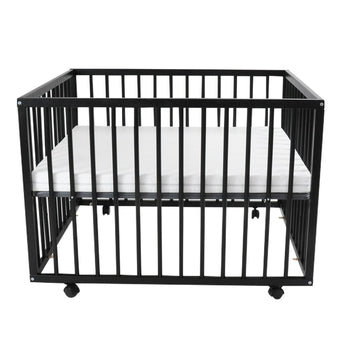https://www.vanastenbabysuperstore.nl/media/catalog/product/7/1/7141500018_1_box_met_wieltjes_daan_beuken_black.jpg